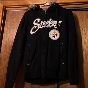 Womans steeler hoodie size Medium